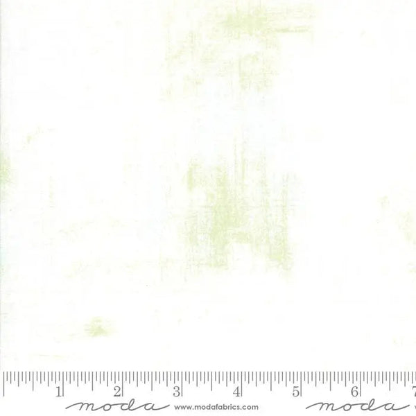 058 White Moda Grunge - Fat Quarter