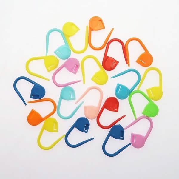 120 Pack Colorful Stitch Markers Locking Crochet Knitting Tools