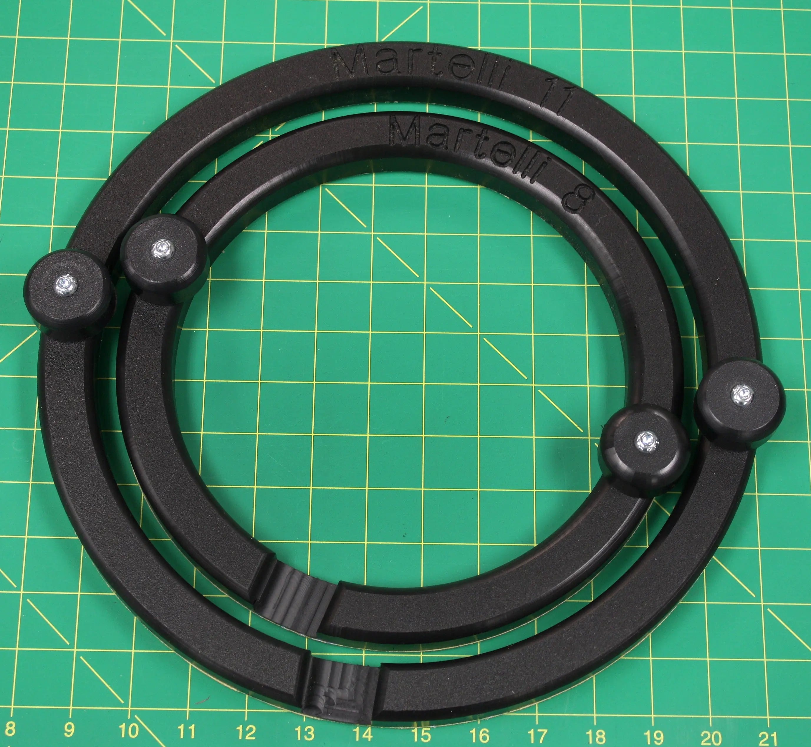 Gripper Qltg Hoops Set of 2 8in & 11in